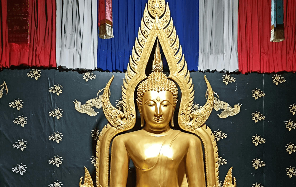 Free things to do in Bangkok– temples, parks & street food