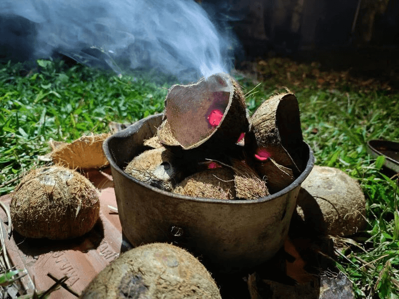 How to cook on coconut shells: The Sri Lankan way to grill like a local